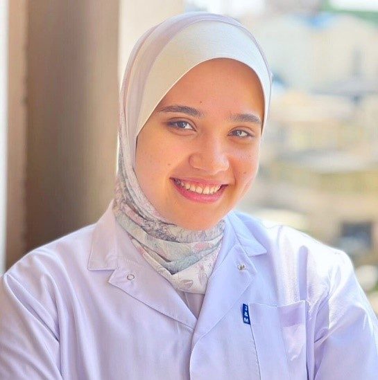 اخصائى علاج طبيعى بقسم الوذمة اللمفاوية بعيادة فياض